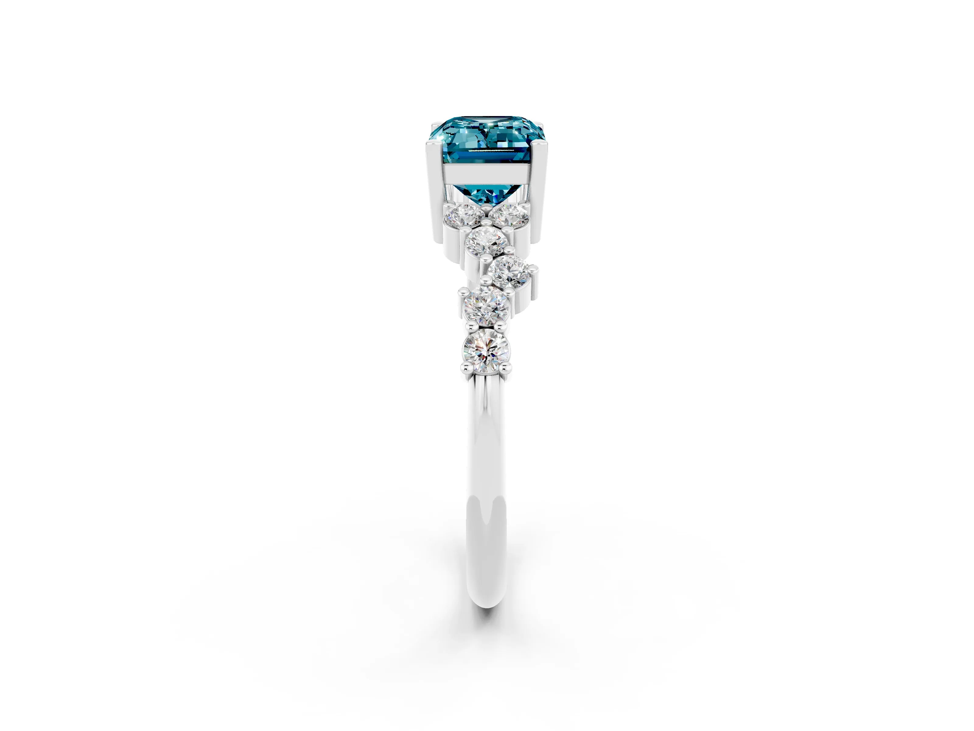 White gold Emerald Cut Diamond Cluster Pavé Band with Four-Prong Setting_2