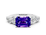 White gold Emerald Cut Diamond Cluster Pavé Band with Four-Prong Setting