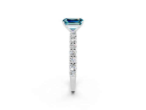 White gold Emerald Cut Diamond Pavé Band Solitaire Ring with Prong Setting_2