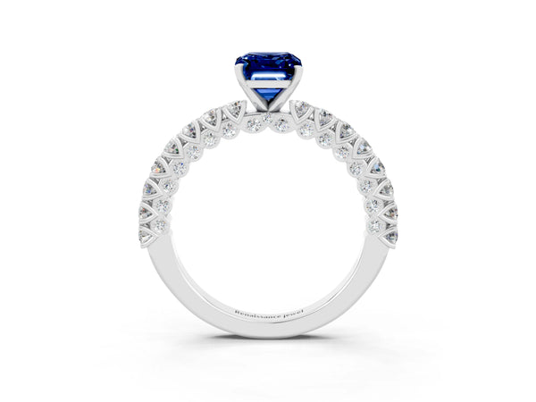 White gold Emerald Cut Diamond Pavé Band Solitaire Ring with Prong Setting