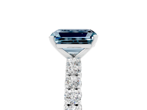 White gold Emerald Cut Diamond Pavé Band Solitaire Ring with Prong Setting_5