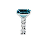 White gold Emerald Cut Diamond Pavé Band Solitaire Ring with Prong Setting_5