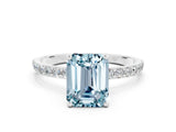 White gold Emerald Cut Diamond Pavé Band with Six-Prong Setting