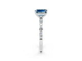 White gold Emerald Cut Diamond Pavé Band with Six-Prong Setting_2