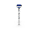 White gold Emerald Cut Diamond Pavé Band with Six-Prong Setting_2