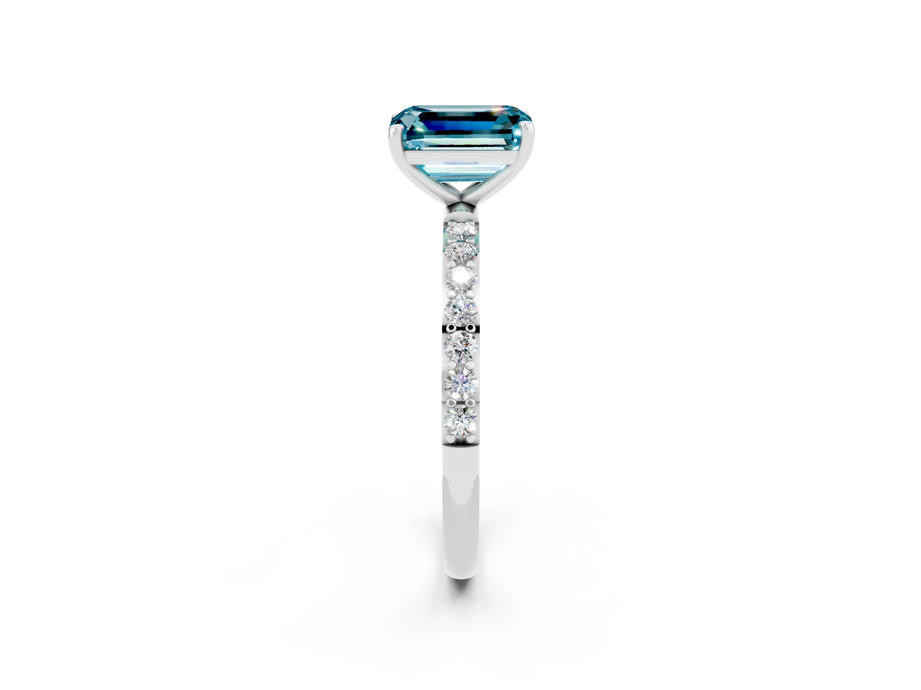 White gold Emerald Cut Diamond Pavé Band with Six-Prong Setting_2