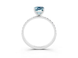 White gold Emerald Cut Diamond Pavé Band with Six-Prong Setting_3