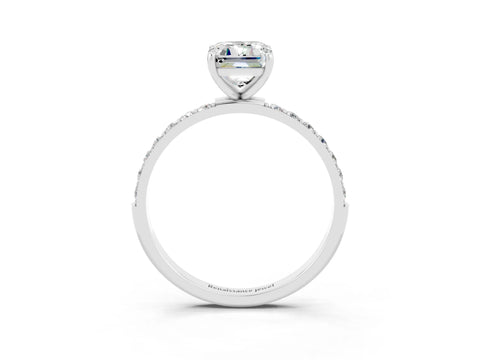 White gold Emerald Cut Diamond Pavé Band with Six-Prong Setting_3