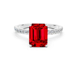 White gold Emerald Cut Diamond Pavé Band with Six-Prong Setting