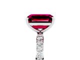White gold Emerald Cut Diamond Pavé Band with Six-Prong Setting_5