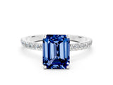 White gold Emerald Cut Diamond Pavé Band with Six-Prong Setting