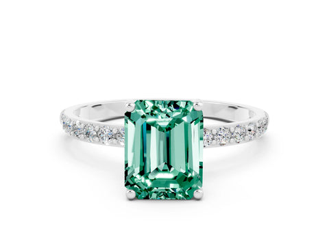 White gold Emerald Cut Diamond Pavé Band with Six-Prong Setting