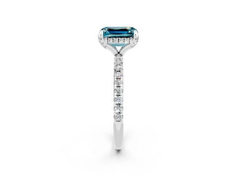 White gold Emerald Cut Diamond Solitaire Ring with Four-Prong Setting and Pavé Band_2