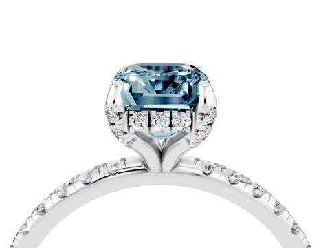 White gold Emerald Cut Diamond Solitaire Ring with Four-Prong Setting and Pavé Band_4
