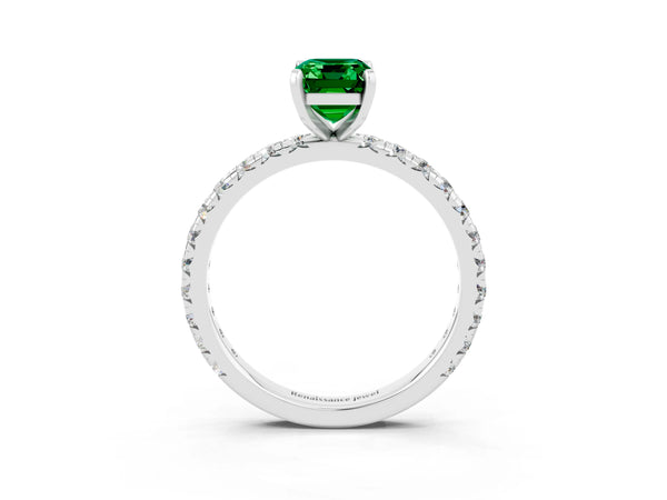 White gold Emerald Cut Emerald Pavé Solitaire Ring with Round Band and Prong Setting