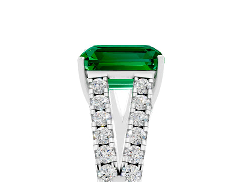 White gold Emerald Cut Emerald Split Shank Pavé Engagement Ring with Four-Prong Setting_17