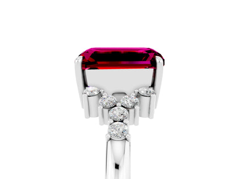 White gold Emerald Cut Garnet Ring with Side Stones and Four-Prong Setting_41