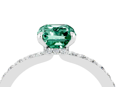 White gold Emerald Cut Green Sapphire Solitaire Engagement Ring with Pavé Band and Four-Prong Setting_4