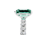 White gold Emerald Cut Green Sapphire Solitaire Pavé Band with Four-Prong Setting_5