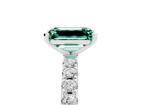 White gold Emerald Cut Green Sapphire Solitaire Pavé Band with Four-Prong Setting_5