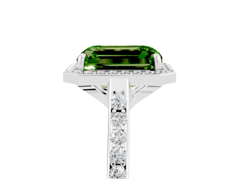 White gold Emerald Cut Halo Round Diamond Pavé Band with Four-Prong Setting_5