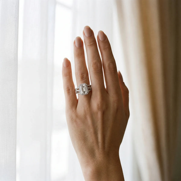 Silver 0.92 Carat F VS1 Emerald Cut Halo Split Shank Prong Setting Ring