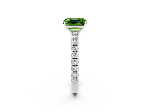 White gold Emerald Cut Peridot Pavé Solitaire Engagement Ring with Four-Prong Setting_14