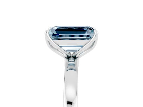 White gold Emerald Cut Solitaire Diamond Ring with Thin Band and Four-Prong Setting_5