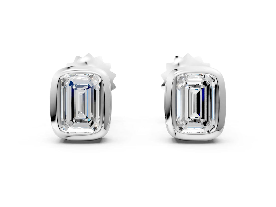 White gold Emerald Diamond Bezel-Set Stud Earrings_6