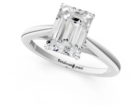 White gold Emerald Solitaire Engagement Ring with Four-Prong Setting and Classic Band 1