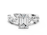 White gold Emerald Solitaire Twisted Band Prong Setting Ring_240