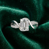 White gold Emerald Solitaire Twisted Band with Prong Setting_15