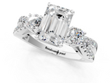 White gold Emerald Three-Stone Diamond Ring with Pavé Split Shank and Four-Prong Setting_121
