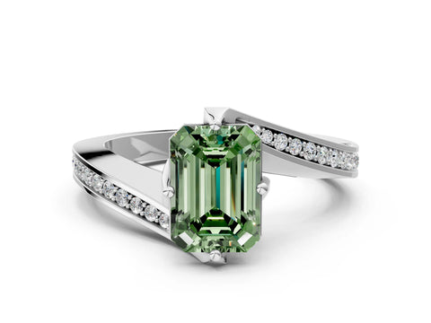 White gold Fancy Green Emerald Cut Solitaire Diamond Twist Band with Pavé Setting and Four-Prong Setting_12