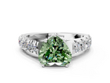 White gold Fancy Green Heart  Cut Diamond Pavé Band Solitaire with Four-Prong Setting_3