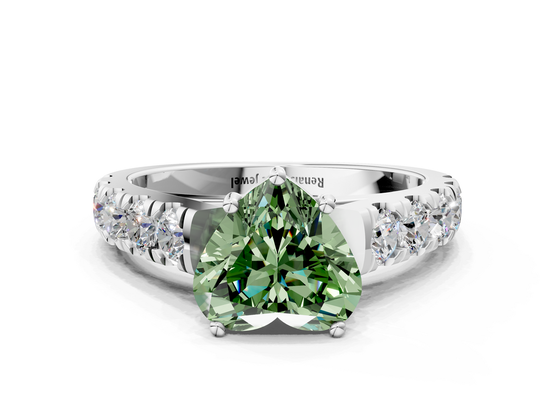 White gold Fancy Green Heart  Cut Diamond Pavé Band Solitaire with Four-Prong Setting_3