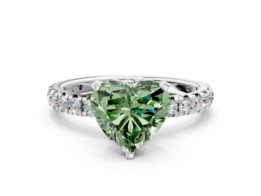White gold Fancy Green Heart  Cut Diamond Pavé Band with Four-Prong Setting_12