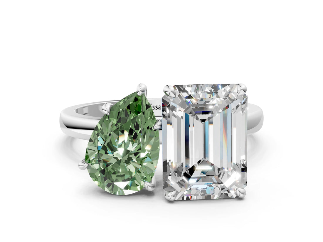 White gold Fancy Green Pear  and Emerald Cut Toi Moi Ring with Prong Setting_62