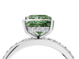 White gold Fancy Green Princess  Cut Diamond Pavé Band Ring with Four-Prong Setting_4