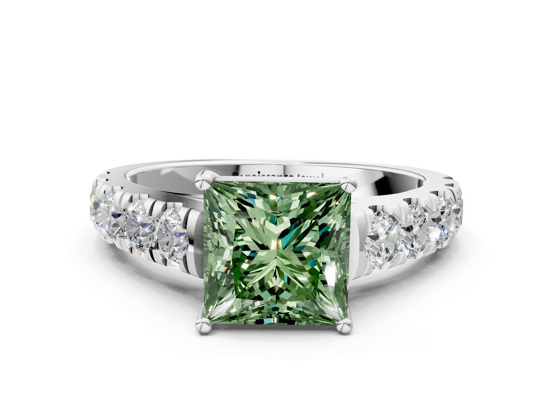 White gold Fancy Green Princess  Cut Diamond Pavé Band Solitaire with Four-Prong Setting_3