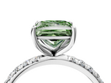 White gold Fancy Green Princess  Cut Diamond Pavé Band Solitaire with Four-Prong Setting_7