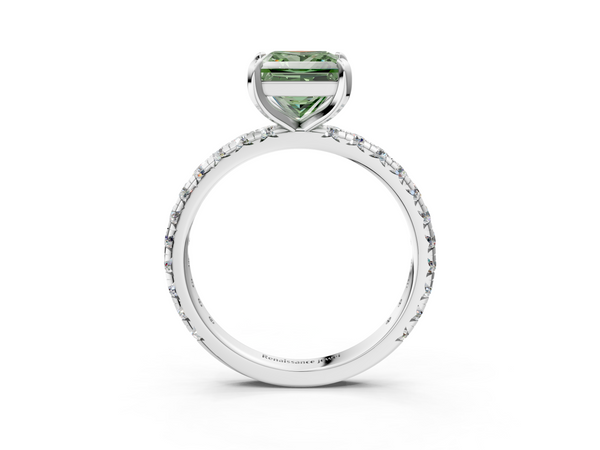White gold Fancy Green Princess  Cut Diamond Pavé Band with Four-Prong Setting