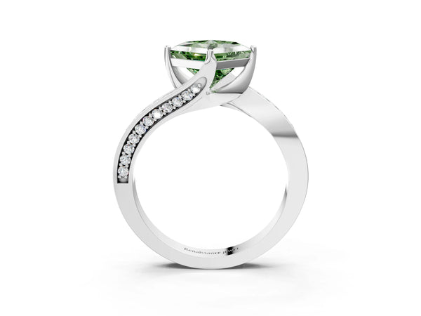White gold Fancy Green Princess Cut Solitaire Diamond Twist Band with Pavé Setting and Four-Prong Setting