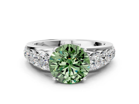White gold Fancy Green Round Cut Brilliant Diamond Pavé Band with Six-Prong Setting