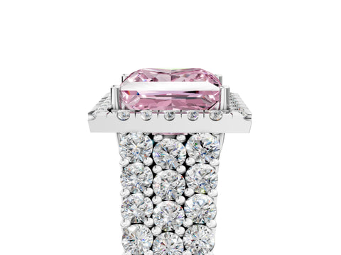 White gold Fancy Pink Princess Cut Halo Pavé Diamond Engagement Ring with Split Shank and Four-Prong Setting_8