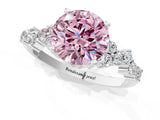 White gold Fancy Pink Round Cut Diamond Cluster Pavé Band with Four-Prong Setting_4