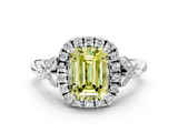White gold Fancy Yellow Emerald  Halo Diamond Engagement Ring with Vintage-Inspired Band and Four-Prong Setting_3