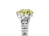 White gold Fancy Yellow Heart  Cut Three-Stone Diamond Pave Band with Prong Setting_42