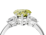 White gold Fancy Yellow Heart  Diamond Three-Stone Ring with Trapezoid Side Stones and Prong Setting_21