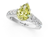 White gold Fancy Yellow Pear  Cut Diamond Pavé Band Solitaire with Four-Prong Setting_4